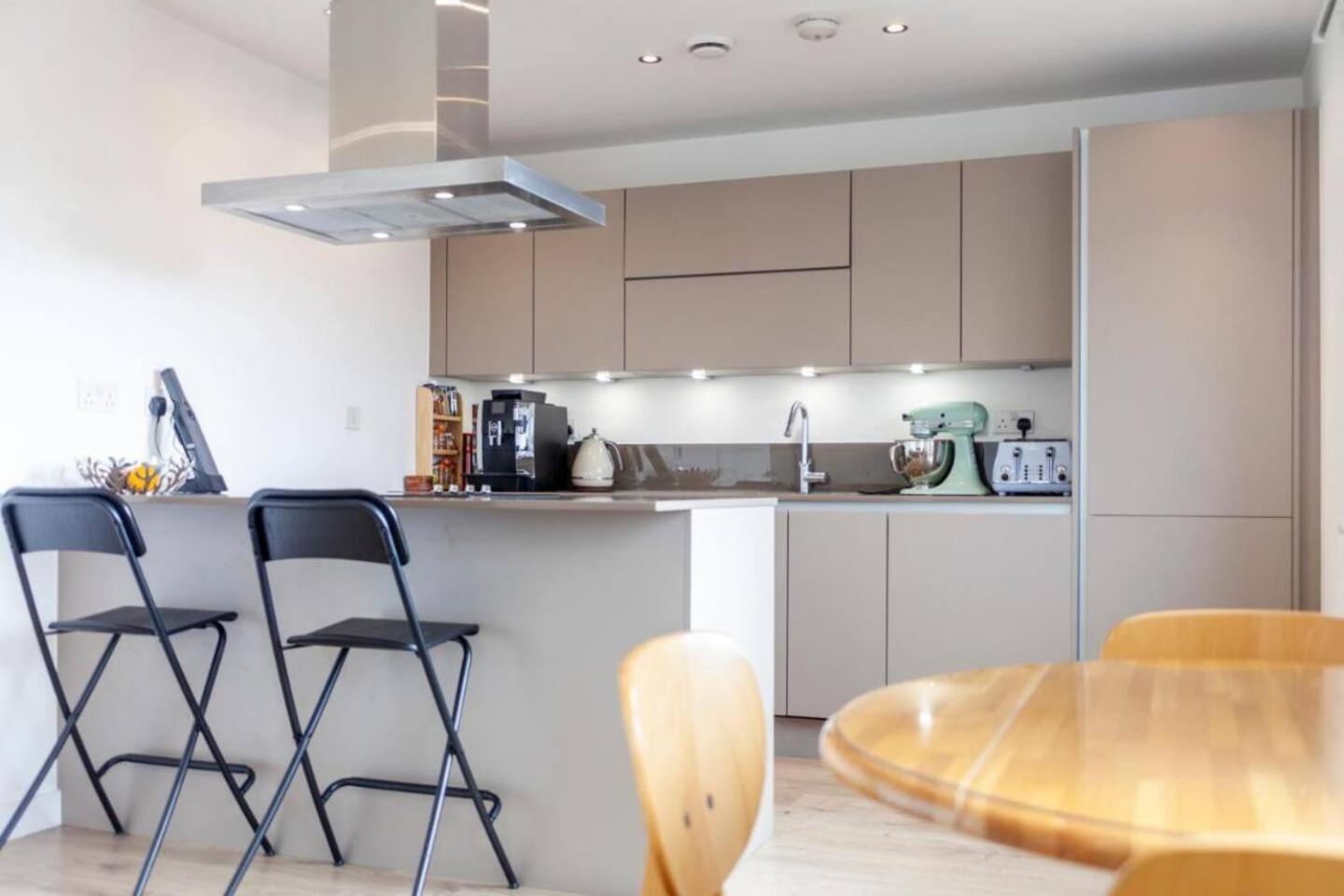 The Kentish Apartment By Camden London Eksteriør bilde